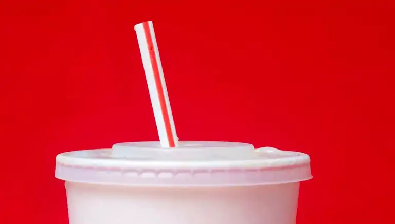 5 Dakikalık Abur Cubur Reklamı 130 Kalori Ekliyor!